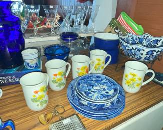 MORE BLUE WILLOW & VINTAGE COFFEE CUPS