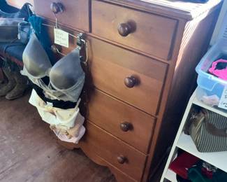GREAT VINTAGE CHEST