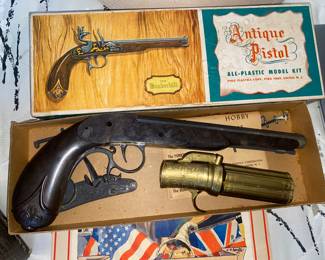 VINTAGE PISTOL REPLICA MODEL