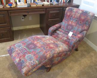 Comfy Vintage Chaise