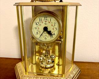 Vintage brass Elgin carriage style clock