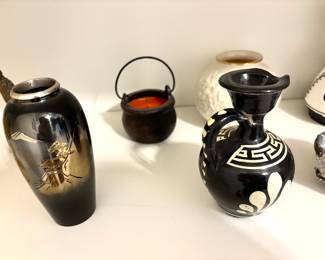 Assorted small collectibles