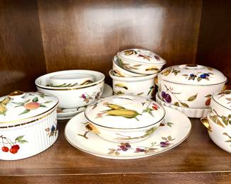 Royal Worcester serving pieces