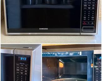 Like new Samsung microwave. More pictures available upon request. 