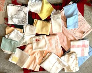 Vintage Linens To Repurpose
