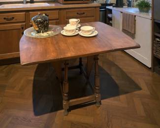 Vintage Maple Butterfly Drop Leaf Table, Burslem Sudlow Teapot More