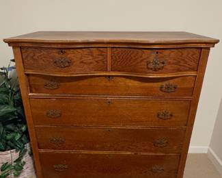 Antique Oak Chest of Drawers 