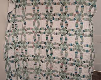 Handmade Wedding Ring Quilt