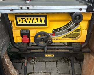 DeWalt compact job site table saw