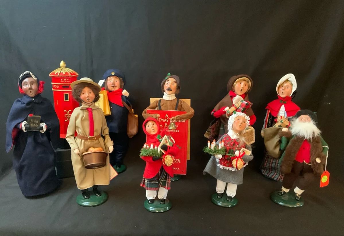 001 Byers Choice Salvation Army