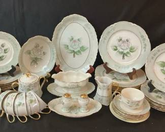 Hutschenreuther Selb Bavaria Porcelain China Set 