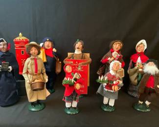 001 Byers Choice Salvation Army