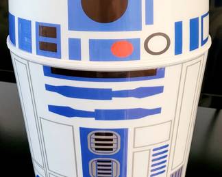 Kitchen - RARE Plastic Star Wars, R2D2 Popcorn/Snack Container