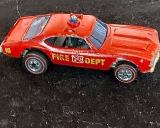 1969 Hot Wheels Redline Oldsmobile 442 'Fire Dept Chief'