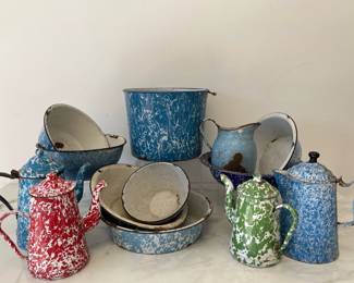 Lot 9846 Vintage Swirl Enamelware Tea Kettles  Bowls  Bucket