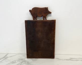 Lot 9813 Vintage Hand Carved Pig Cutting Board