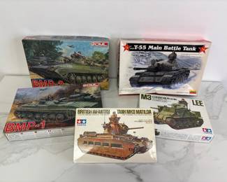 Lot 9939 Vintage Military Miniature Models 135 scale Tamiya DML Lindberg