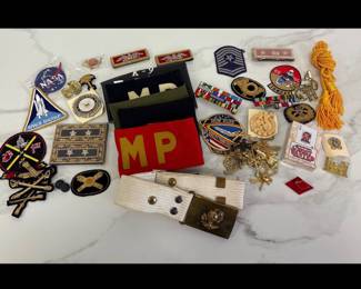 Lot 9913 Vintage NASA  Military Badges Pins Insignia Armbands  Iraq War Most Wanted Card Deck