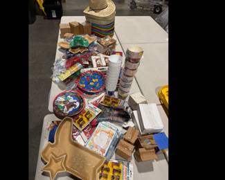 Lot 9817 Vintage Cowboy Western Party Supplies