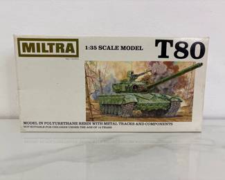 Lot 9944 Vintage Military Miniature Model 135 scale Miltra T80 Model in Polyurethane Resin with Metal Tracks and Components