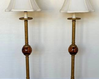 2 Golden Lamps