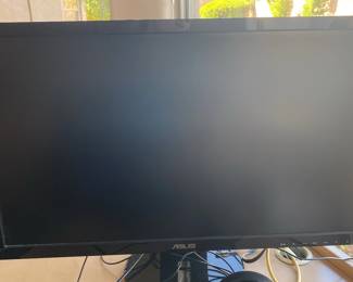 Asus Monitor, Creative Speakers, Logitech Board