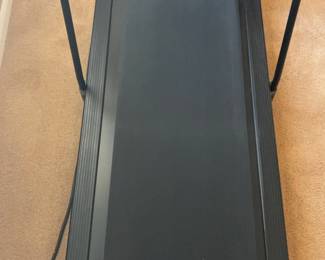 Precor M9.2s Treadmill