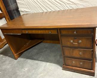 Wooden L Shape Desk 2 Pieces