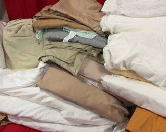 Mystery Lot Of Linens Sheets  Pillowcases 