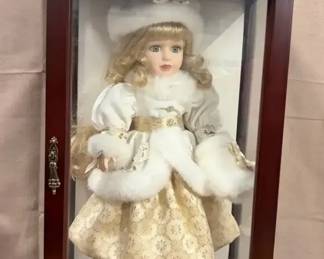 1999 Camellia Garden Collectible Cabinet Doll