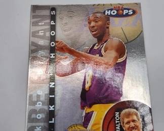 KOBE BRYANT 1997 ROOKIE CARD. CLEAN