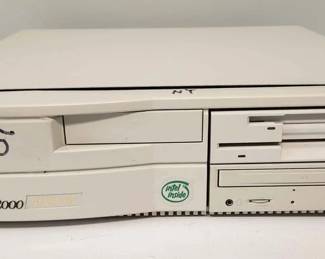 VINTAGE GATEWAY 2000 4DX2-66 PC COMPUTER