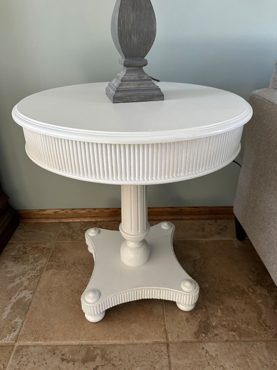 (2) painted white round end tables.....