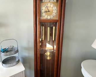 Howard Miller grandfather clock.....