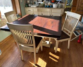 Amish made wood table with 4 chairs and 2 leaves (leaves not shown).....