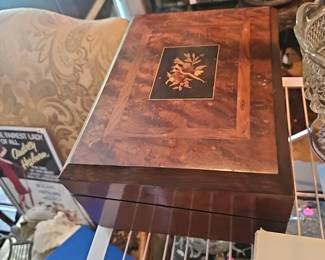 Antique Italian Sorrento inlaid wood box with marquetry decoration.