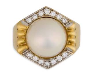  18K Diamond Pearl Ring