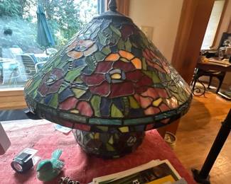 Stained glass lamp