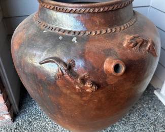Decorative pot