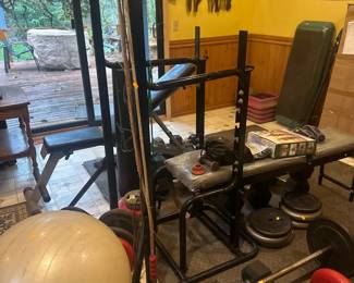 Weights & weight bench