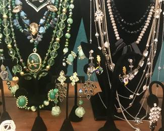 vintage jewelry