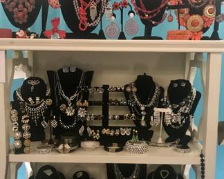 vintage jewelry