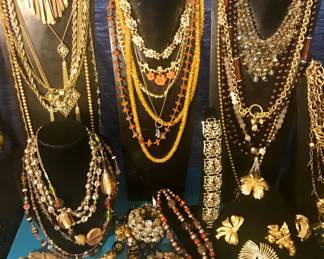 vintage jewelry