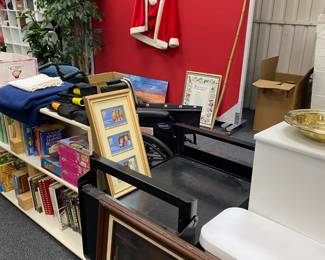 Santa Suit, decorative items