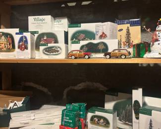Department 56 Christmas Village Buildings & Accessories