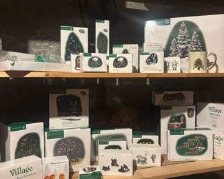 Department 56 Christmas Village Buildings & Accessories