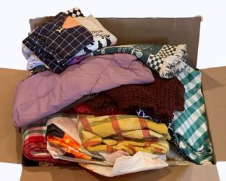 189 - Box of Assorted Linens/Fabric
