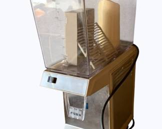 522 - Beverage Dispenser - 27 x 19 x 8 used as-is electric/electronic/mechanical item - no guarantee all components, untested.
