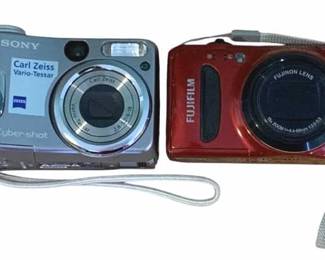 31 - 2 Digital Cameras - Sony Cybershot & Fujifilm used as-is electric/electronic/mechanical item - no guarantee all components, untested.
