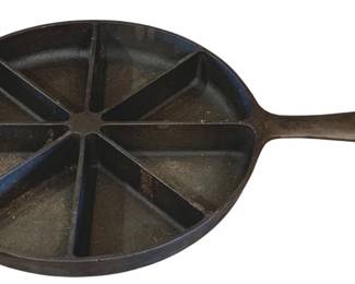 76 - Cast Iron Cornbread Skillet - 9.5"
